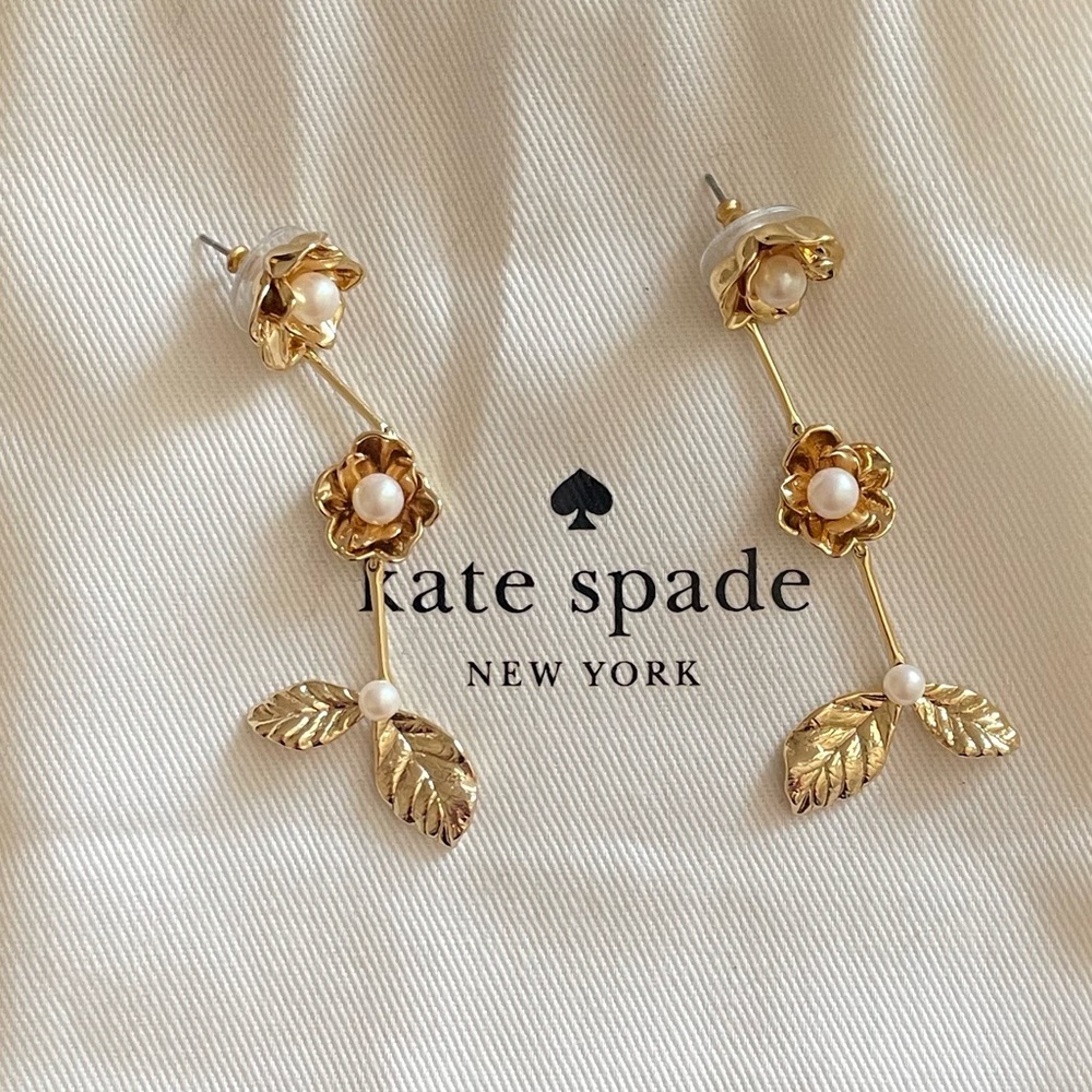 Kate Spade gold & pearl floral earrings